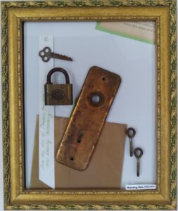 Key and Lock Gold Green-image